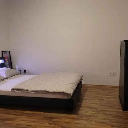 Mit Grossem Balkon Апартаменты